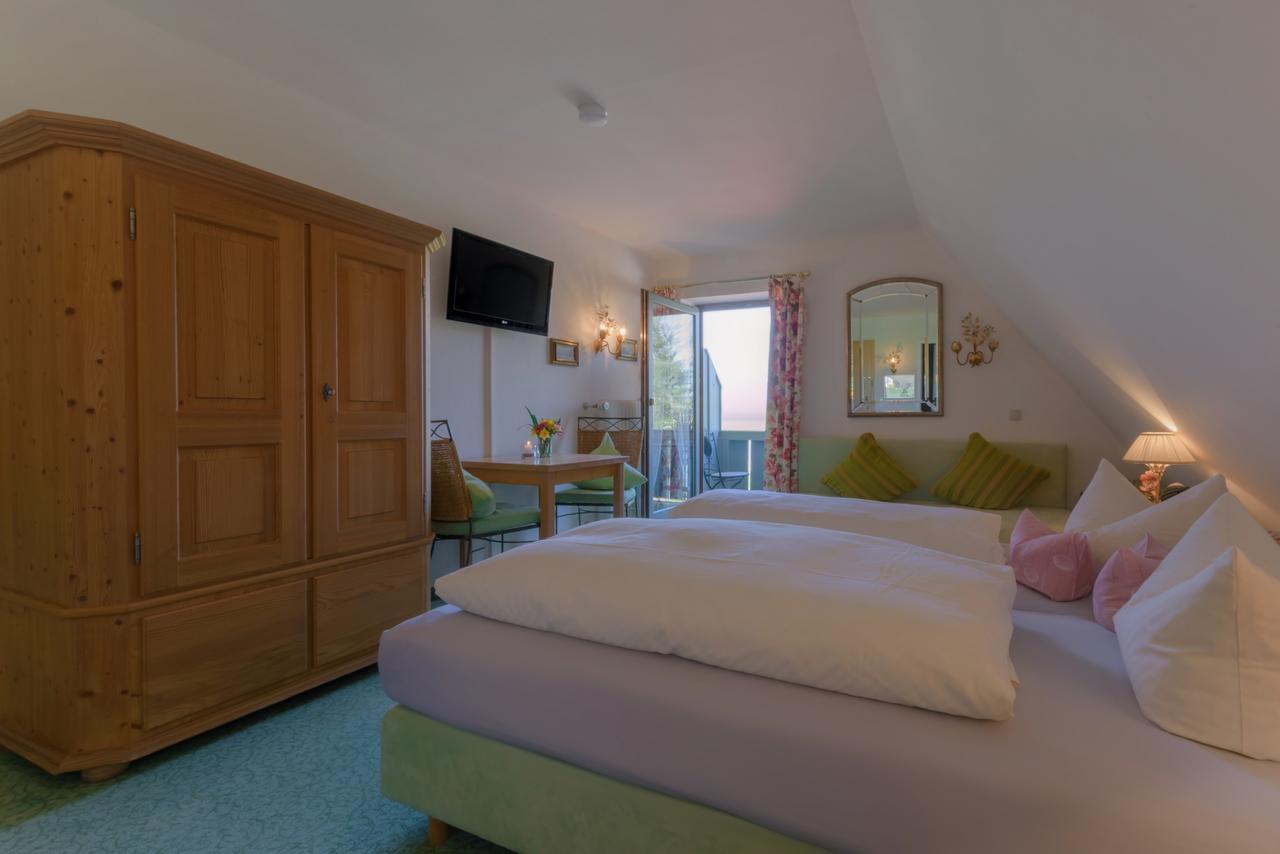 Hotel "Malerwinkel" Gmbh Seeon-Seebruck Eksteriør bilde