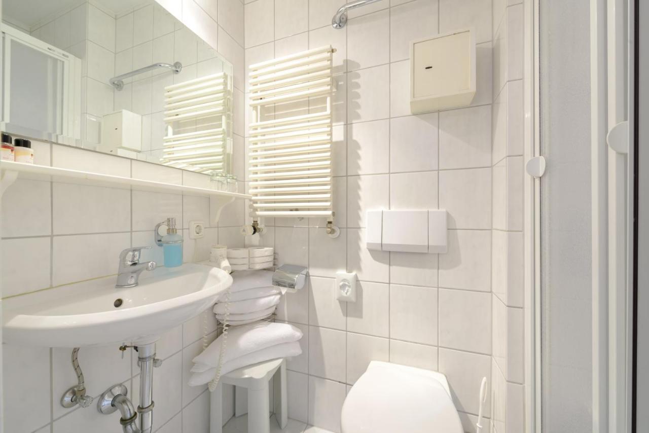 Hotel "Malerwinkel" Gmbh Seeon-Seebruck Rom bilde